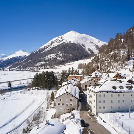 Reka-ferienanlage * Madulain